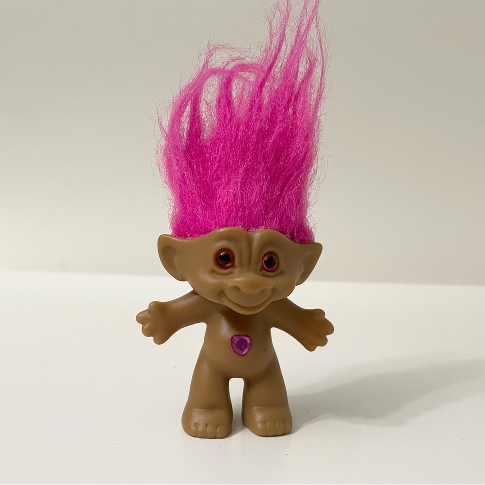 Vintage ACE Novelty Troll Pink Hair Pink Eyes Pink Belly Jewel Heart